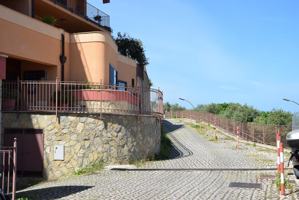 La Petite Maison Apartment Cefalu Room photo