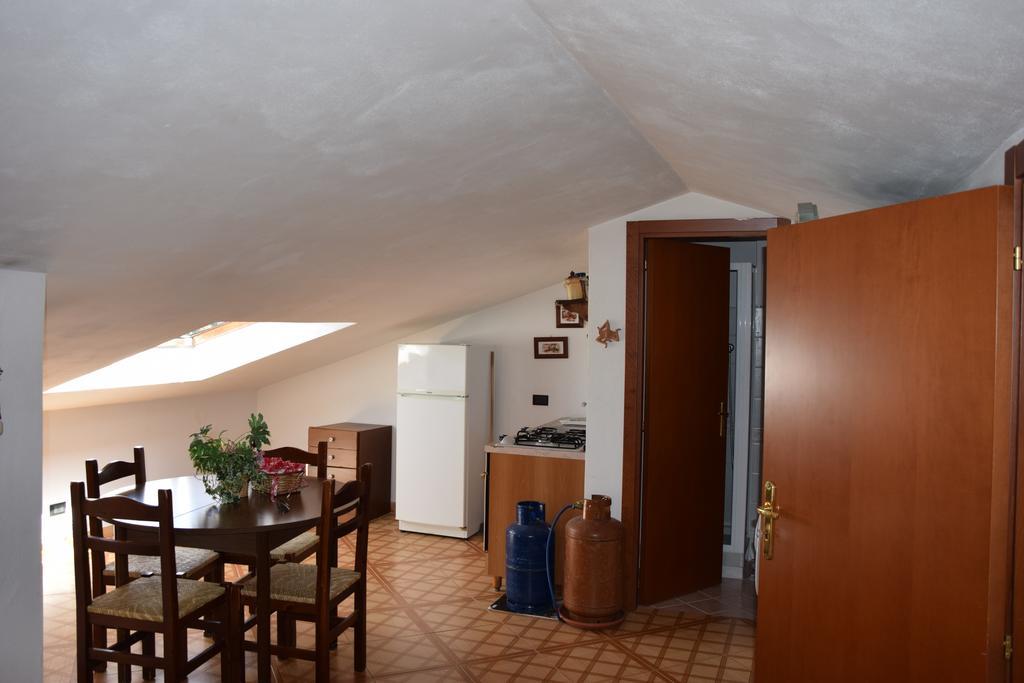 La Petite Maison Apartment Cefalu Room photo